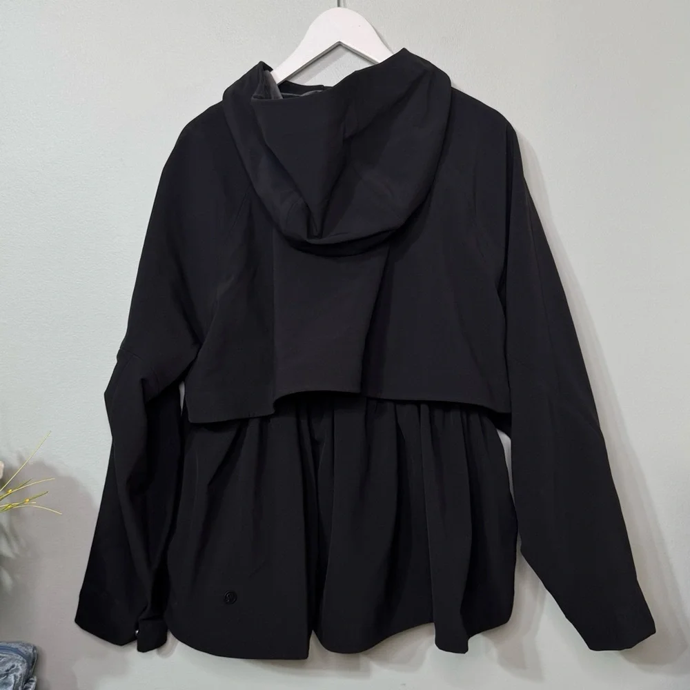 Lululemon RepelShell Cinch Back Rain Jacket Waterproof Windproof Velour Lined 12 - Picture 9 of 13
